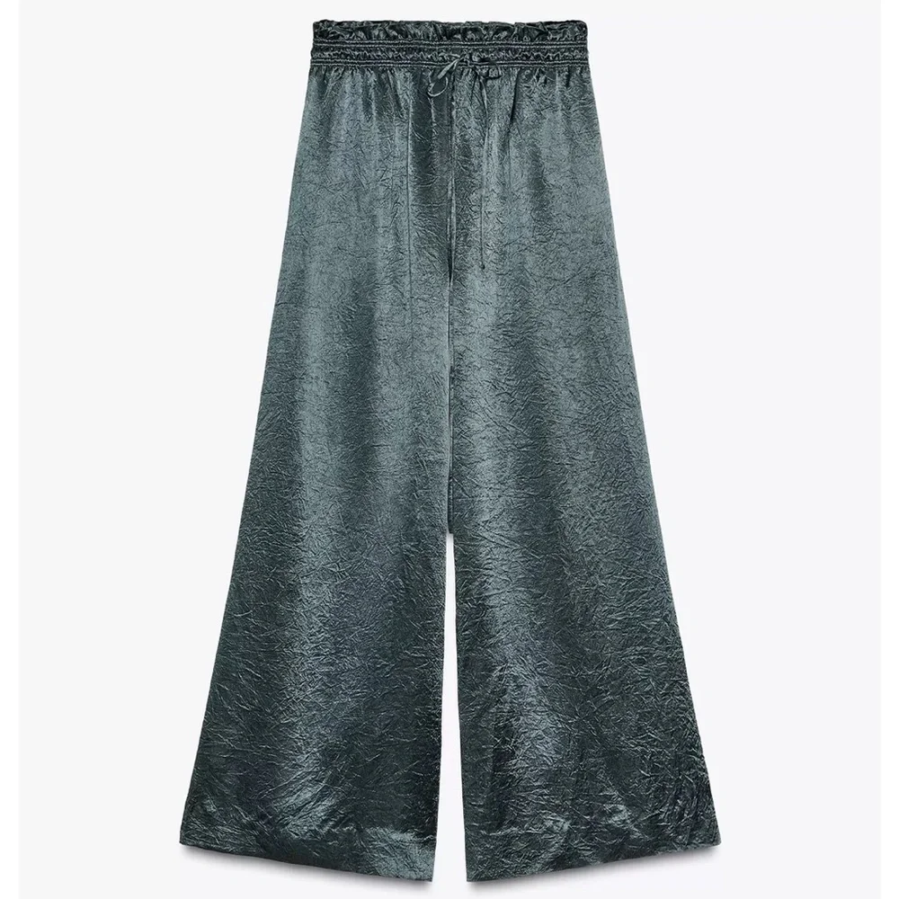 Zara NWT green oversized flowy satin wide leg pants